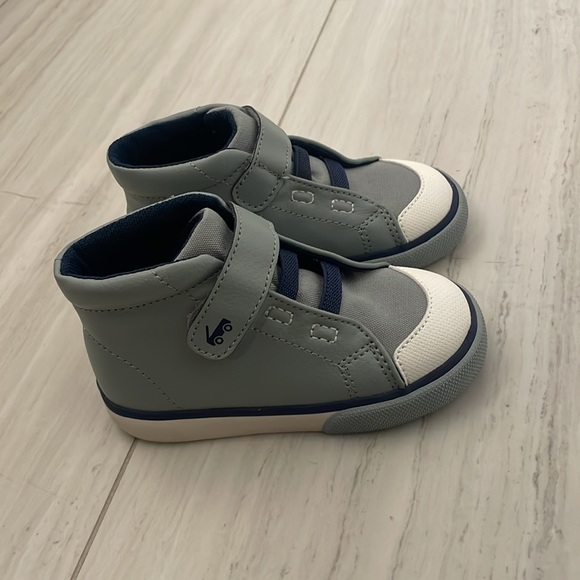 See Kai Run Gray and Navy Kids Sneakers - Picture 1 of 8